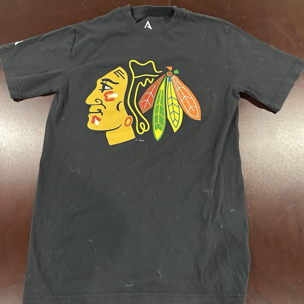 Chicago Blackhawks Shirt Men Medium Black NHL Hockey Logo Graphic Tee M
